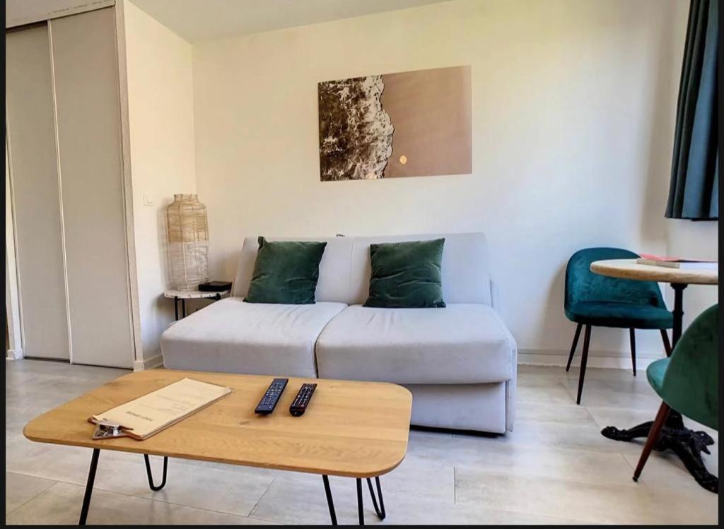 Studio Contemporain Avec Piscine Proche De La Mer كان المظهر الخارجي الصورة